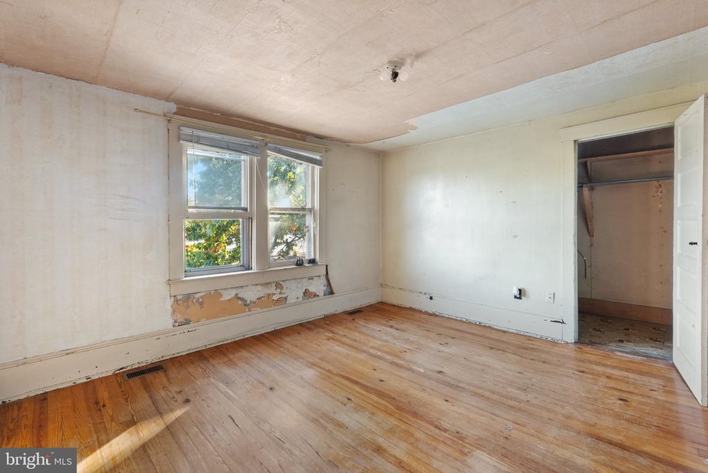 125 W 11th St