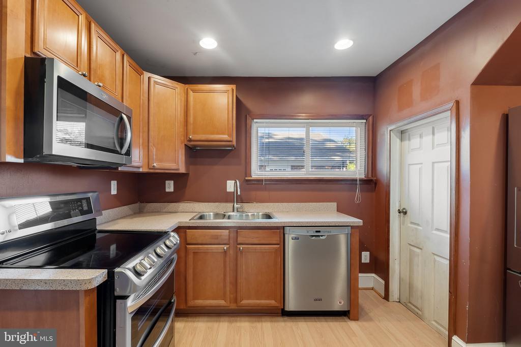 125 W 11th St