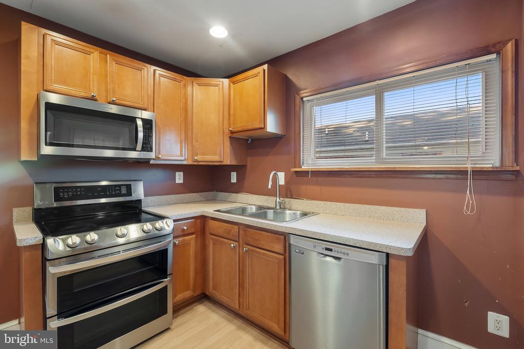 125 W 11th St