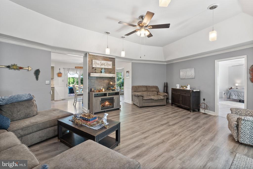174 Twin Pond View Dr