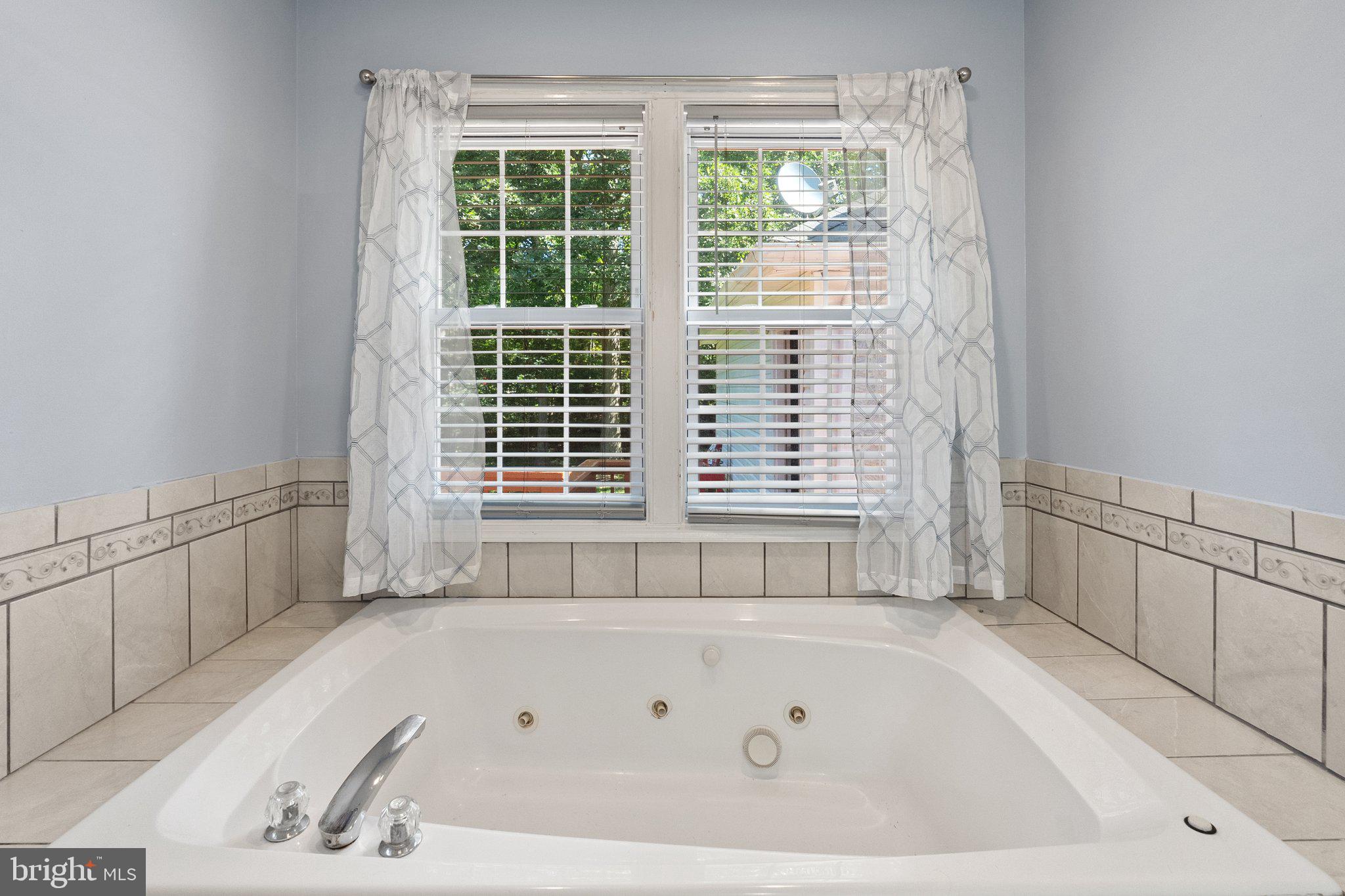 174 Twin Pond View Dr