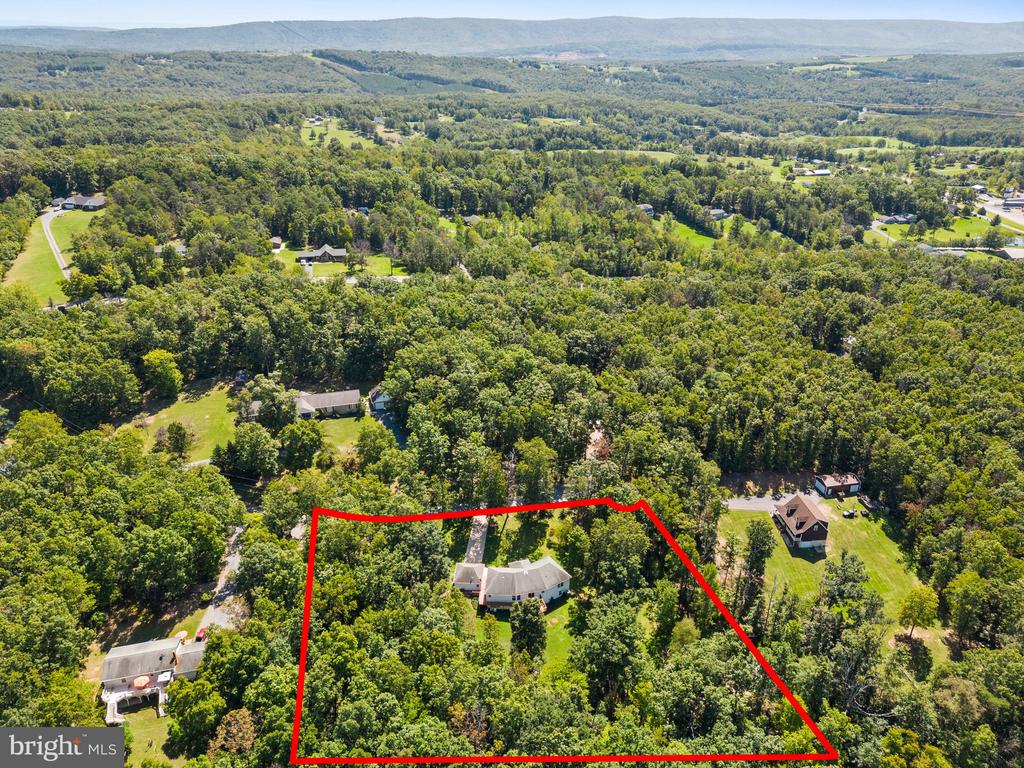 174 Twin Pond View Dr
