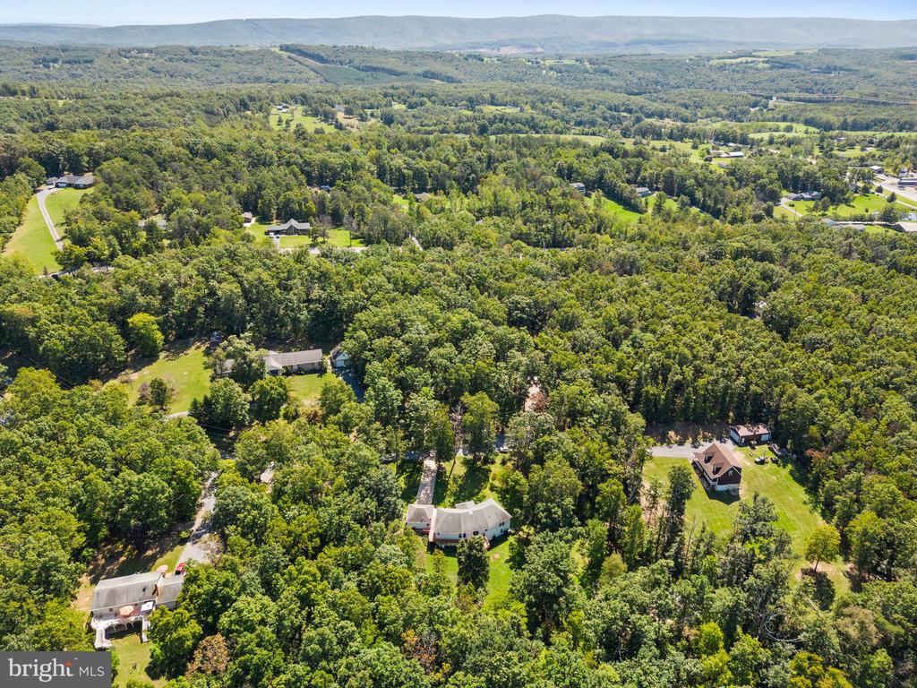 174 Twin Pond View Dr