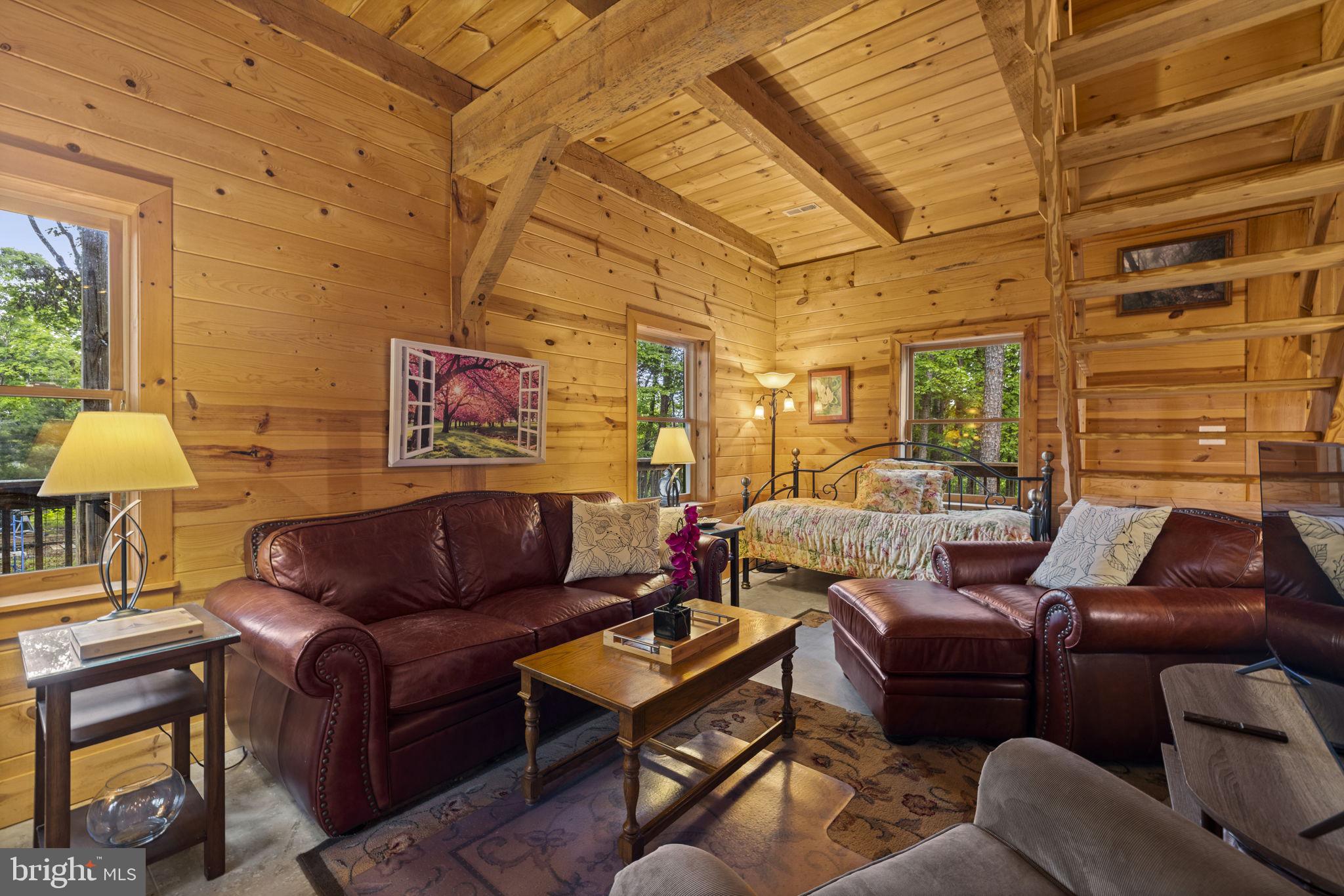 295 CREEKVIEW LANE