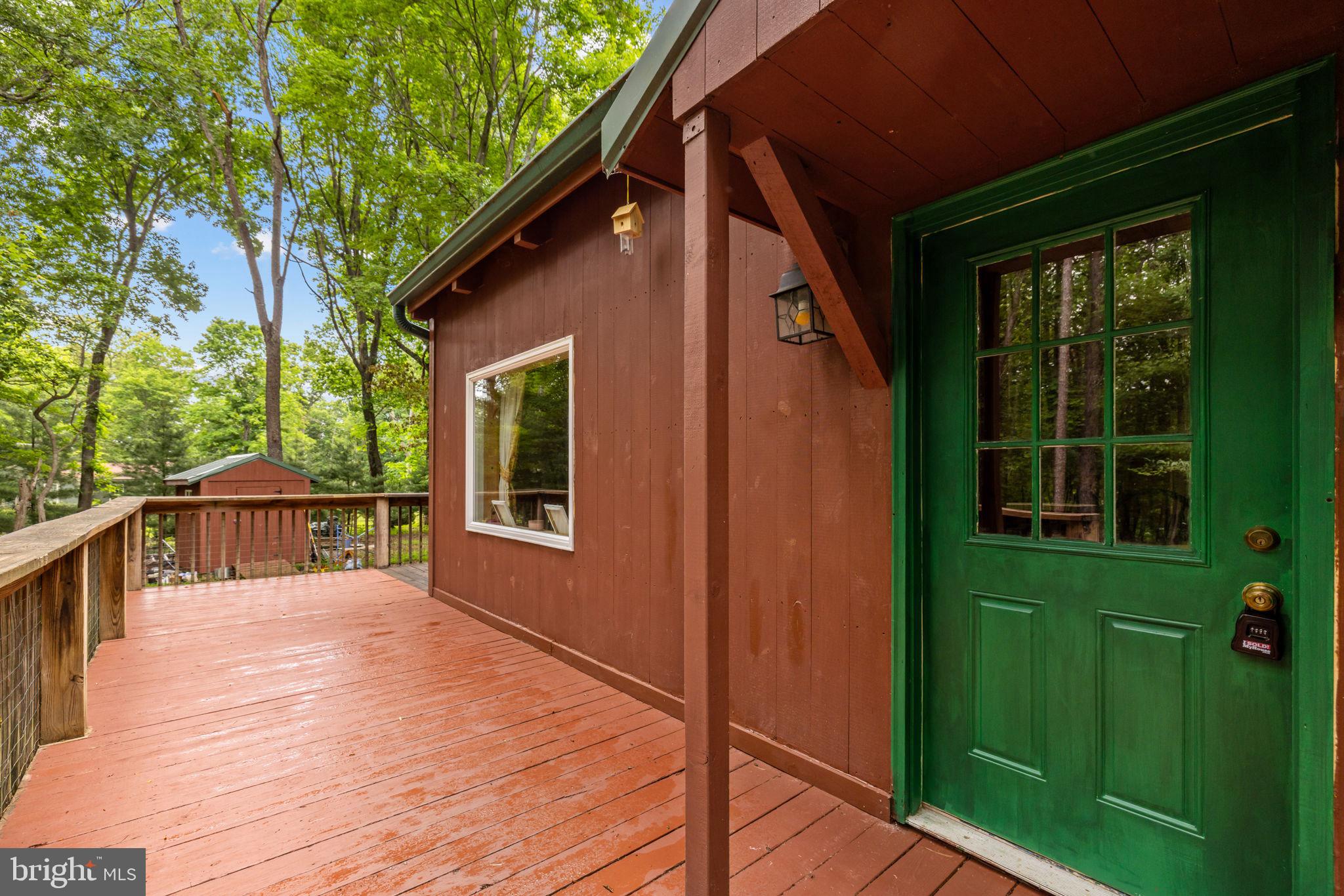 295 CREEKVIEW LANE