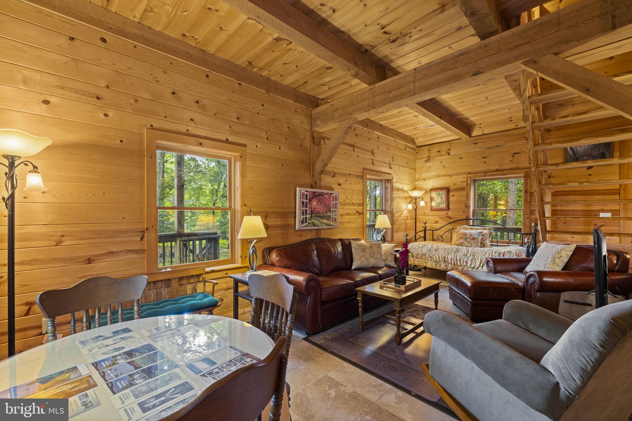 295 CREEKVIEW LANE