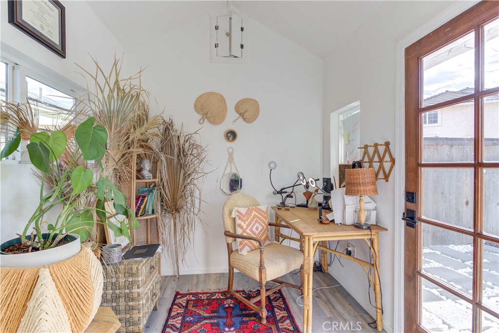 2494 Starling Drive