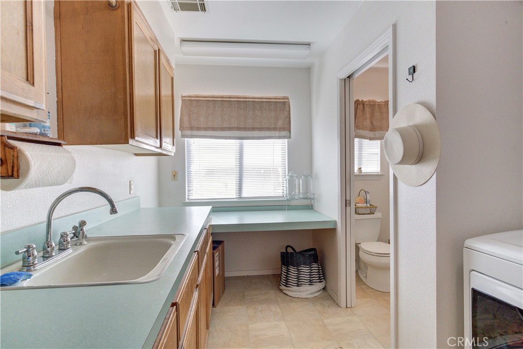 2494 Starling Drive