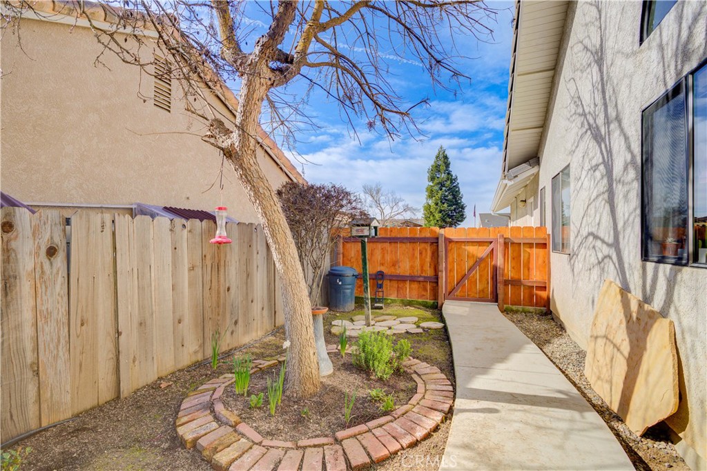 2494 Starling Drive