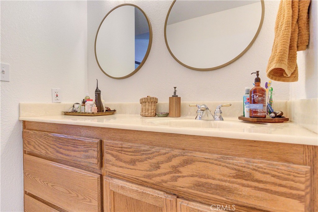 2494 Starling Drive