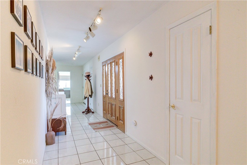 2494 Starling Drive
