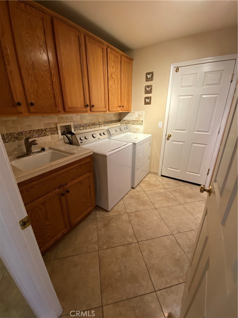 2002 Stella Court