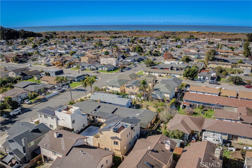 777 Manhattan Avenue