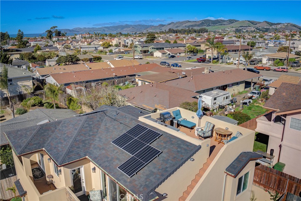 777 Manhattan Avenue