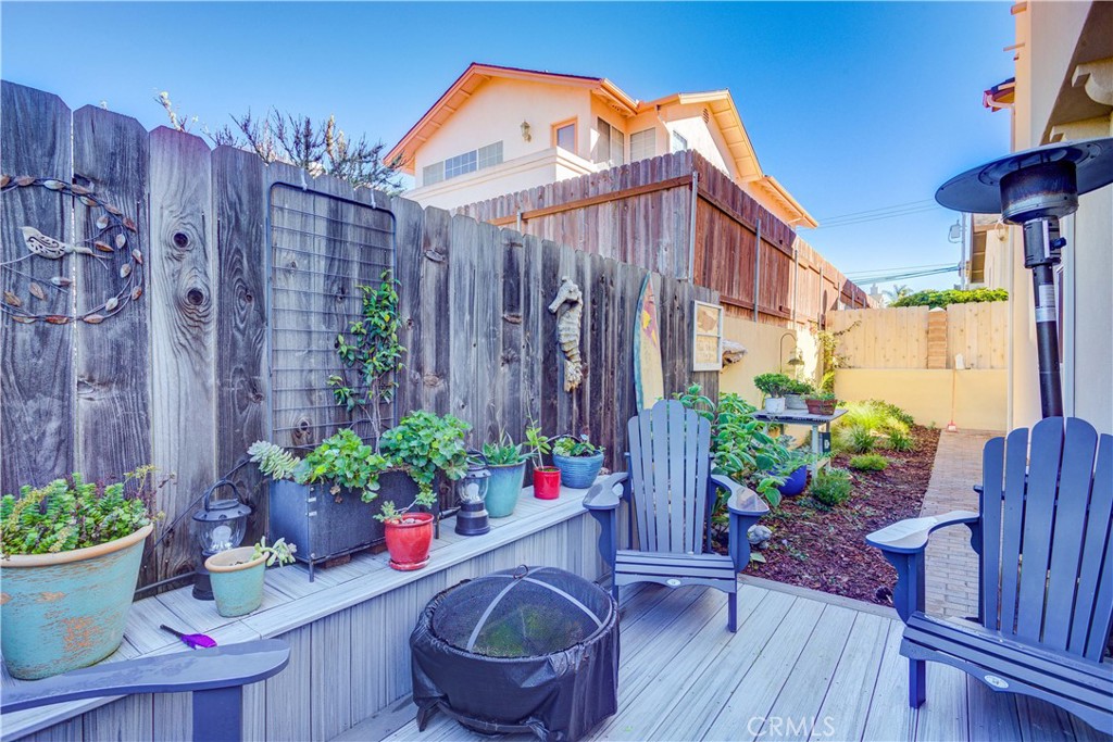 777 Manhattan Avenue