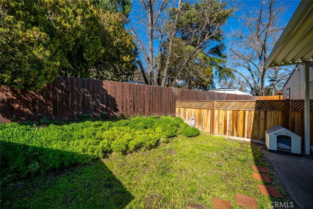1938 Adelaida Road 34