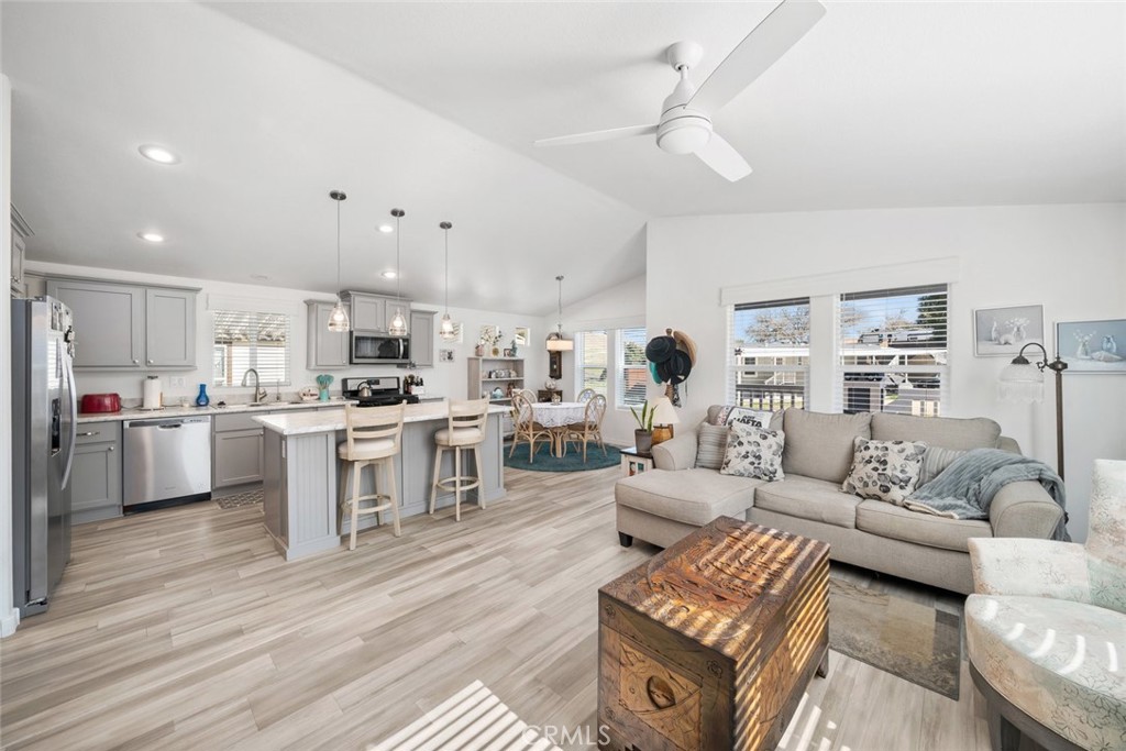 1938 Adelaida Road 34