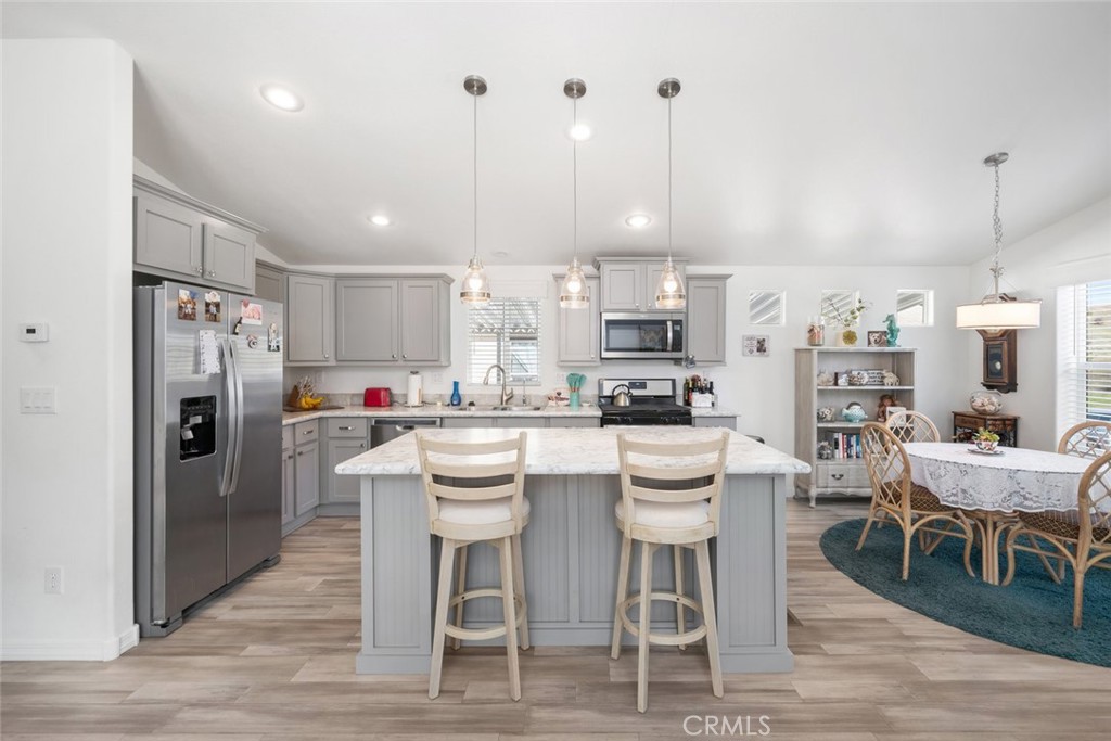 1938 Adelaida Road 34