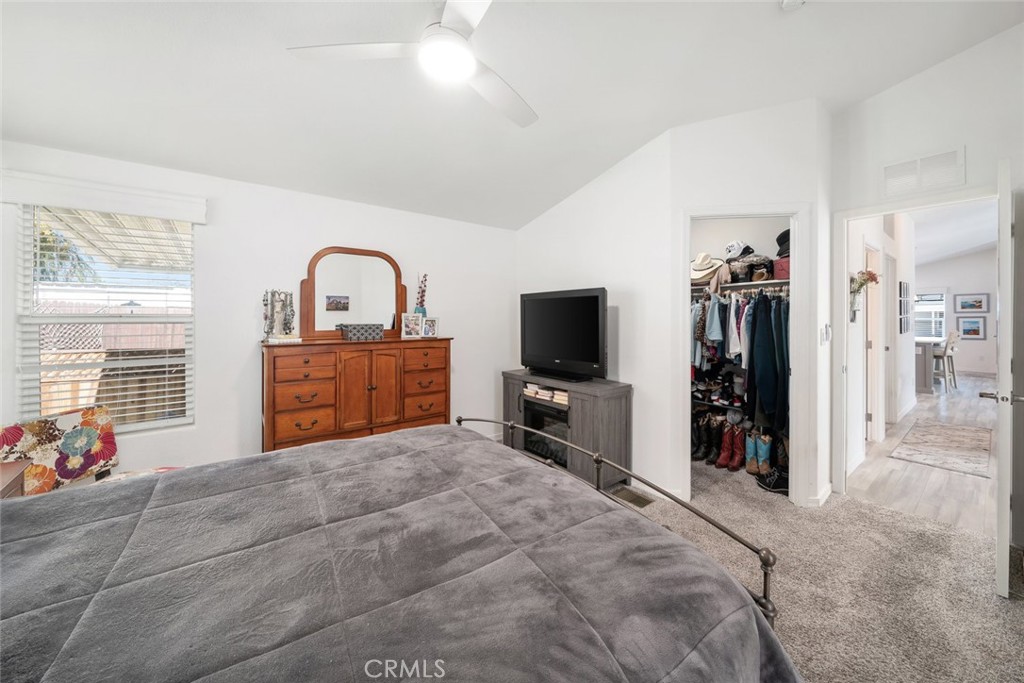 1938 Adelaida Road 34