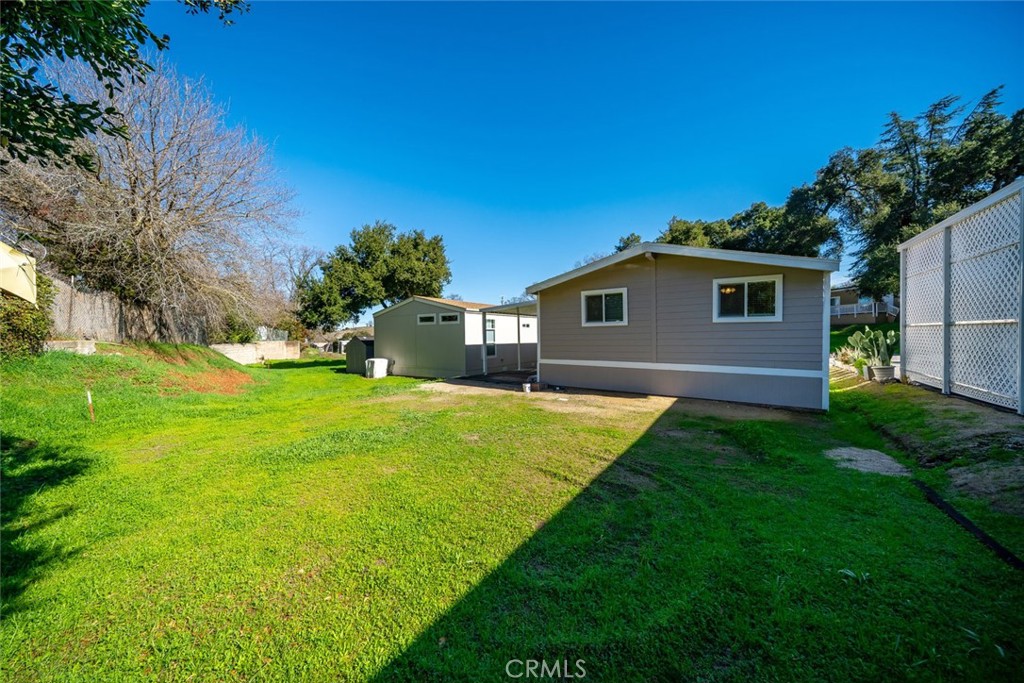 1938 Adelaida Road 40