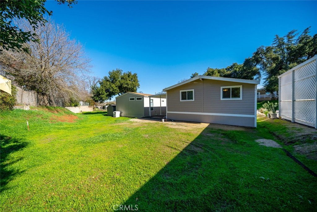 1938 Adelaida Road 40