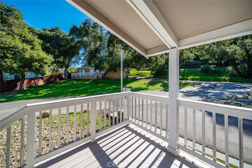 1938 Adelaida Road 40
