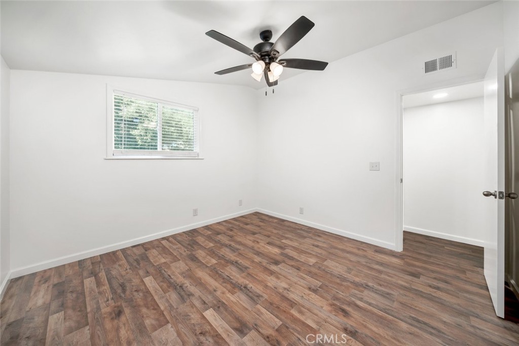 1938 Adelaida Road 40