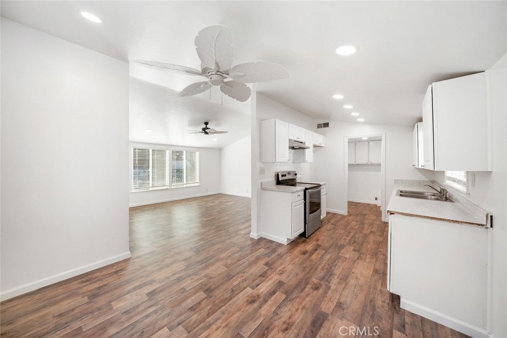 1938 Adelaida Road 40