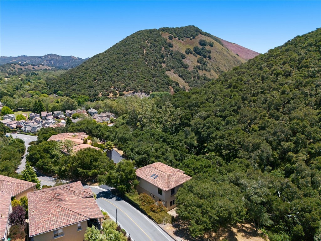 6520 Western Gull Drive