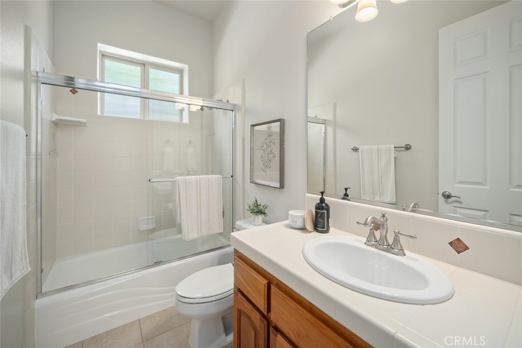 6520 Western Gull Drive