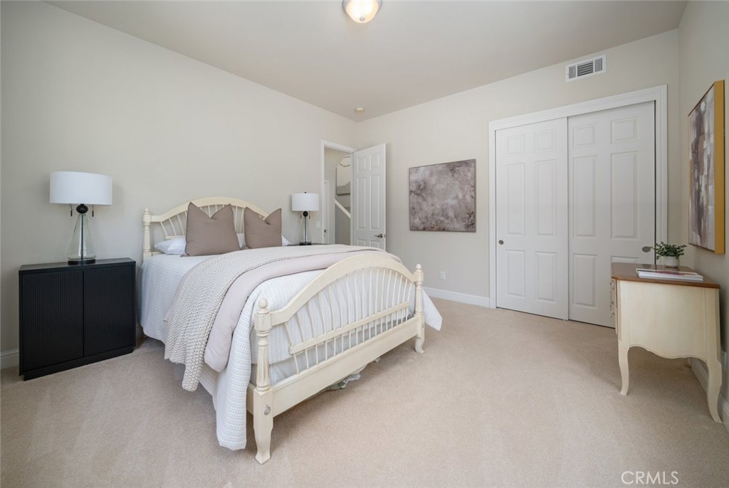 6520 Western Gull Drive