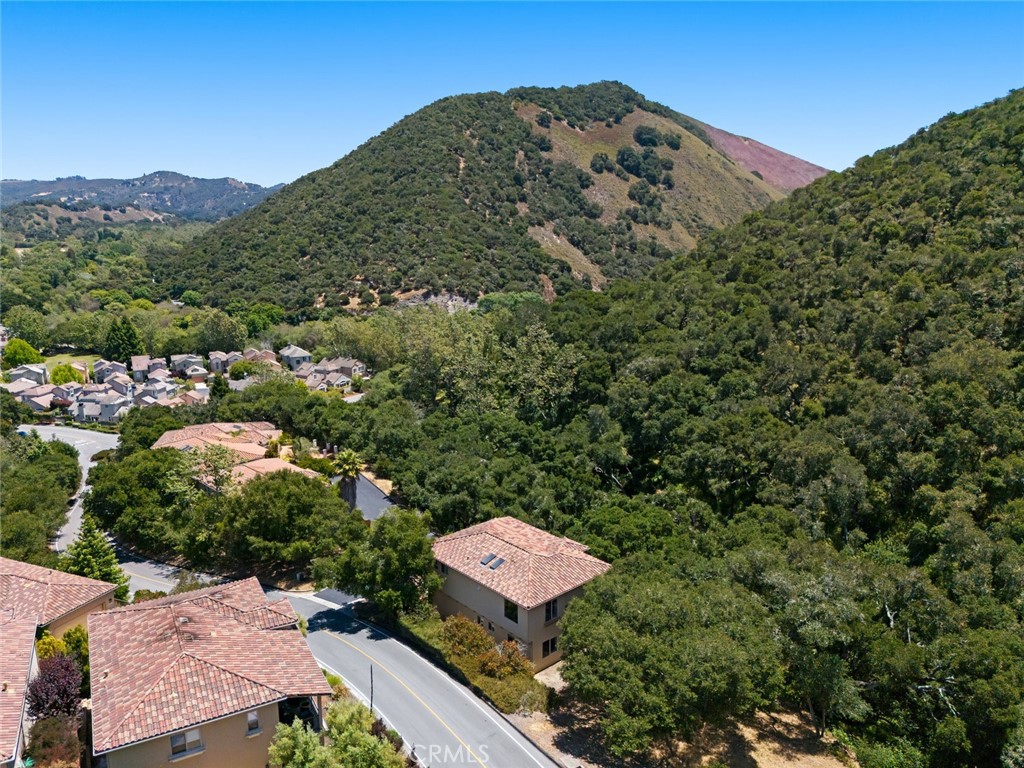 6520 Western Gull Drive