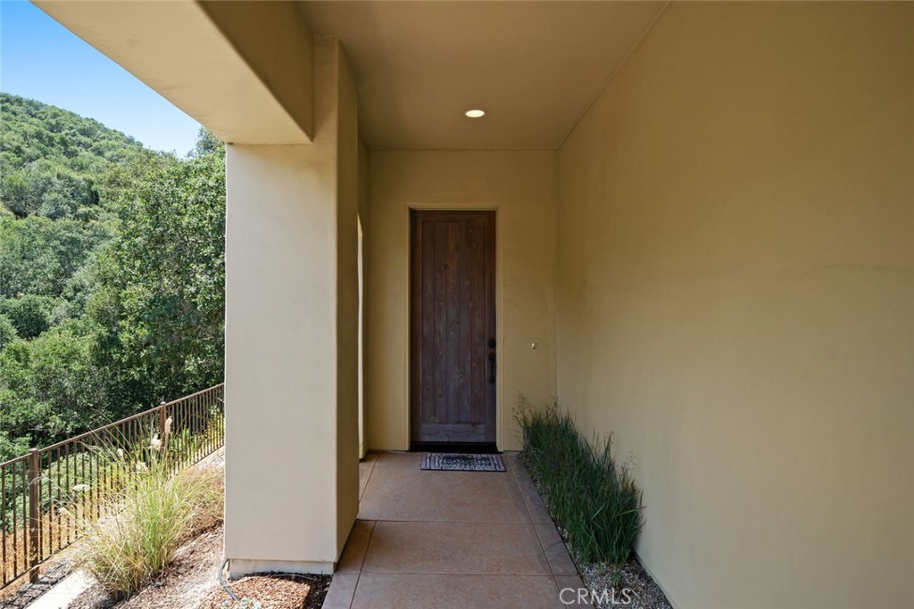 6520 Western Gull Drive