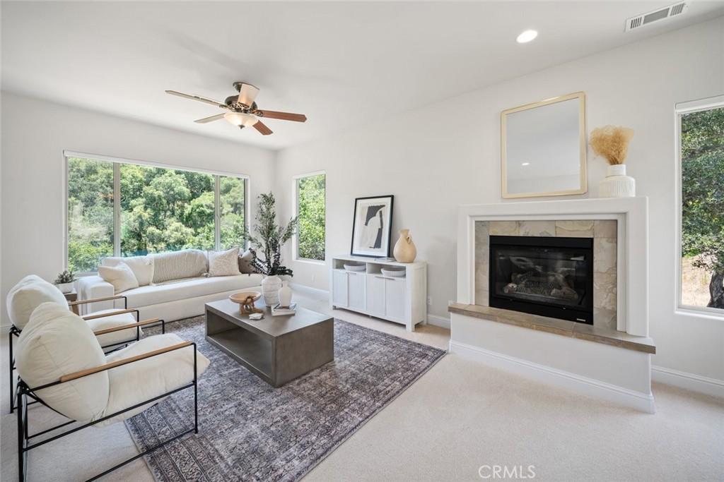 6520 Western Gull Drive