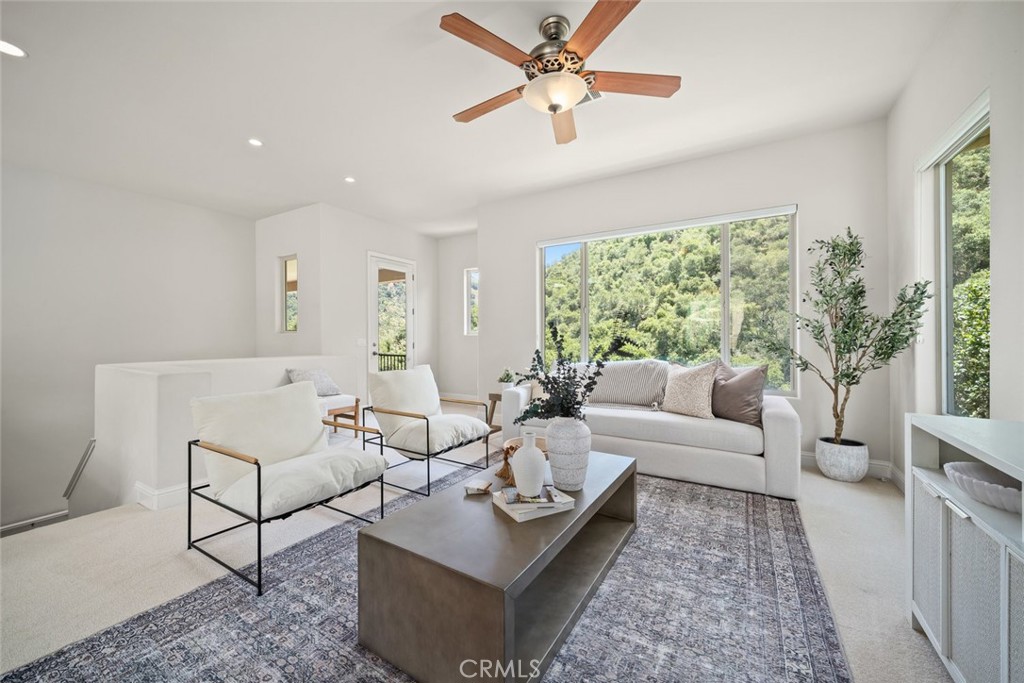 6520 Western Gull Drive