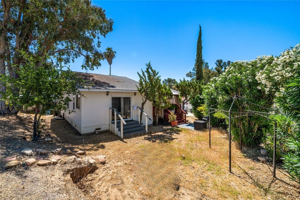 2883 Mammoth Lane