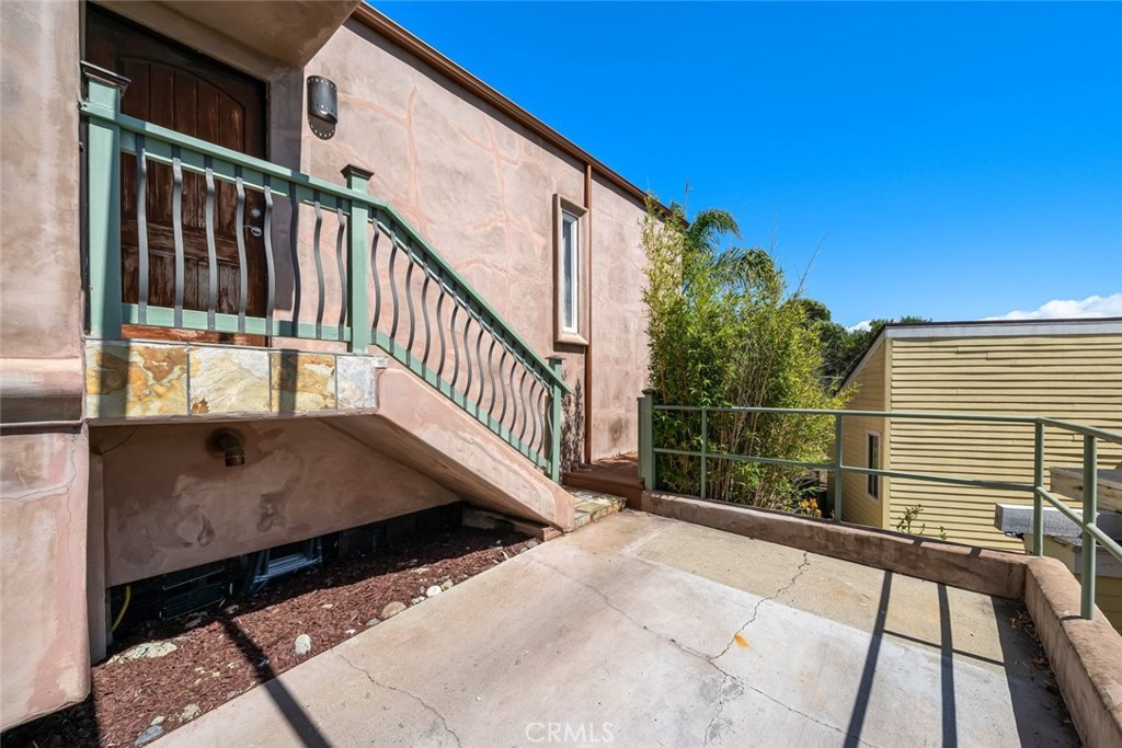 262 Loma Bonita 32