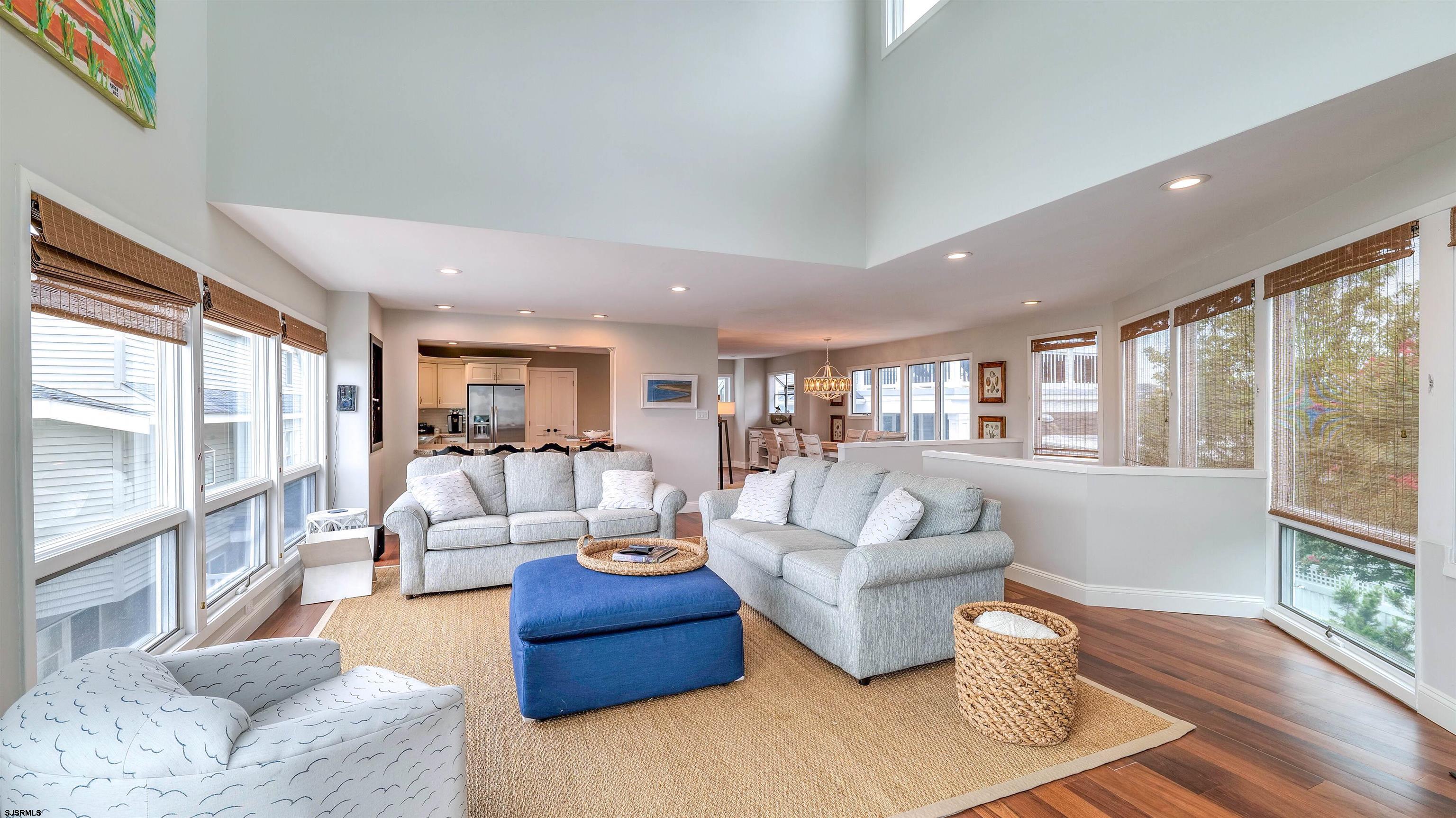 112 W Atlantic Blvd