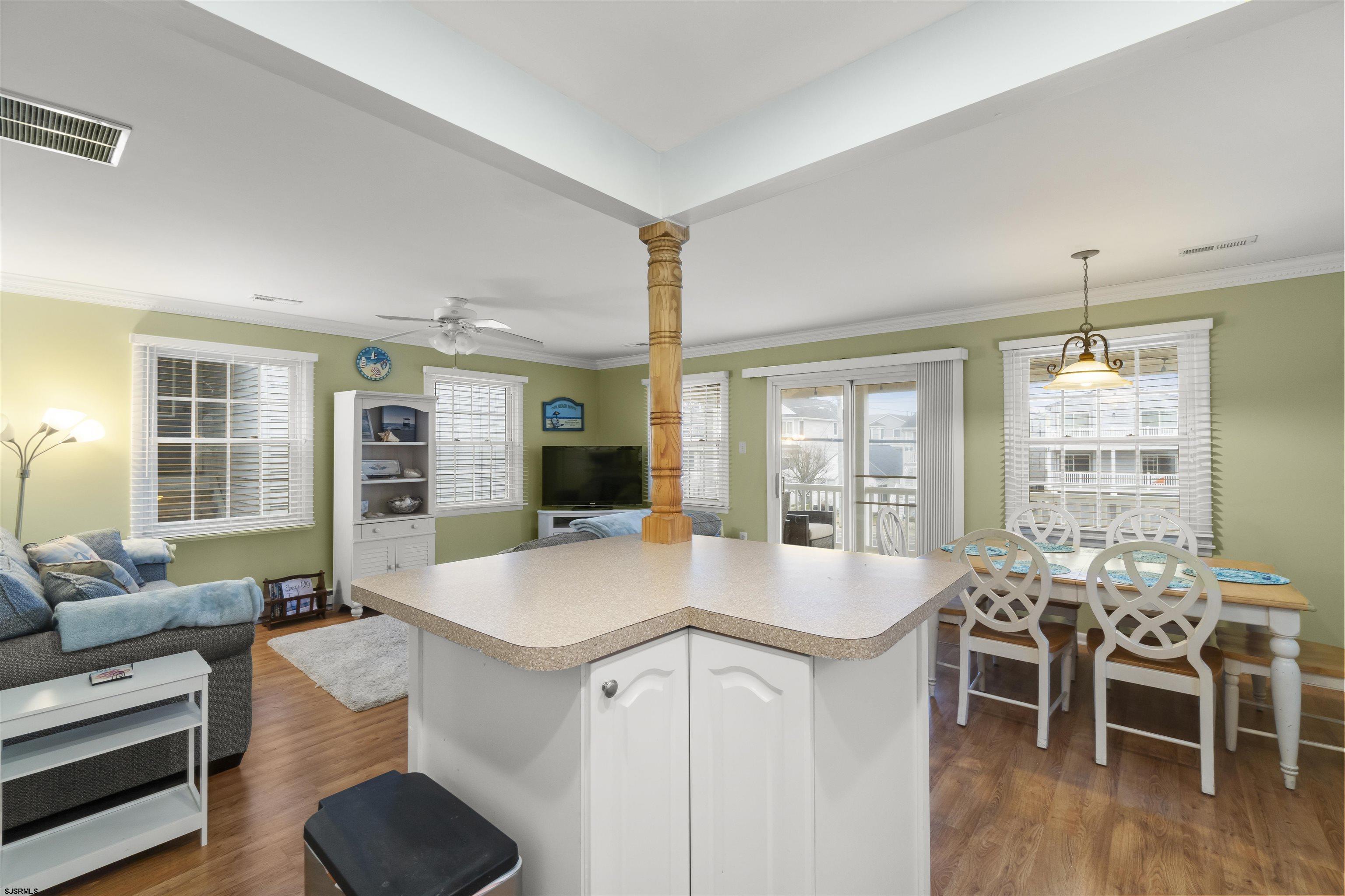 3234 West Ave Unit: 2