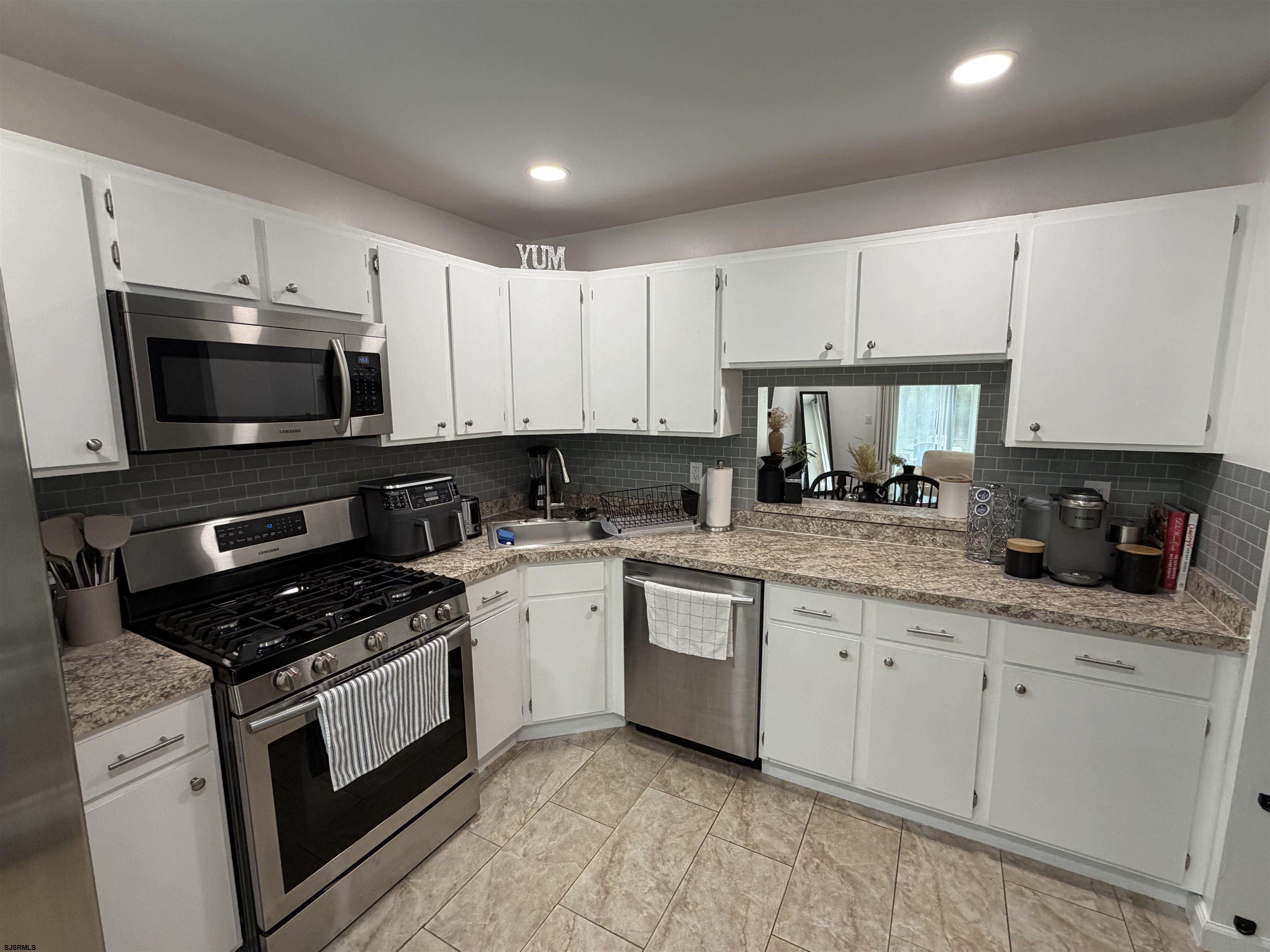 41 Greenwich Dr Unit: 41