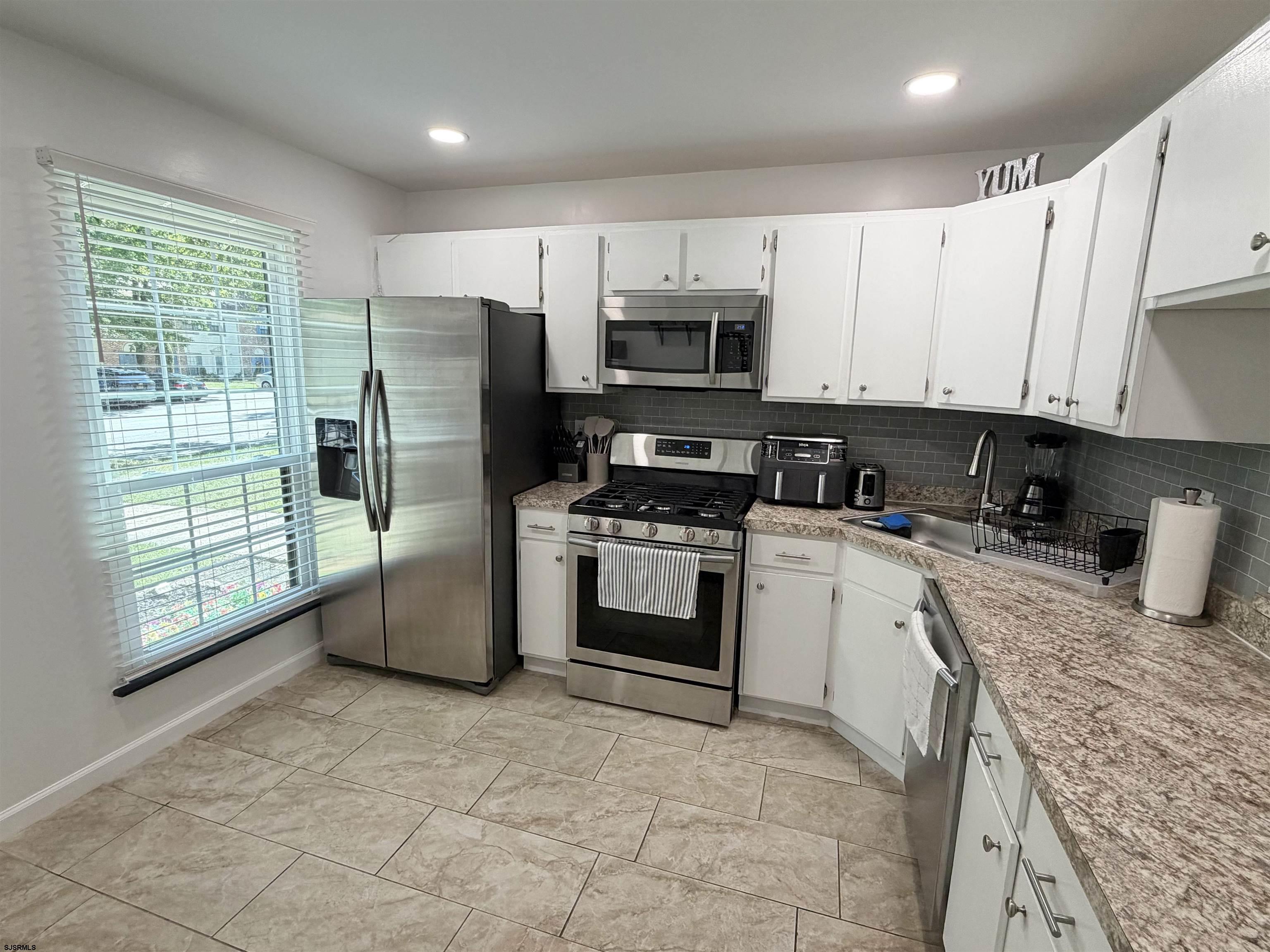 41 Greenwich Dr Unit: 41