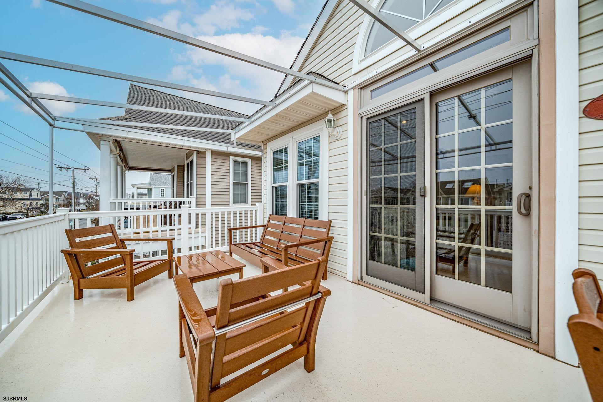 3118 Asbury Ave Unit: 2