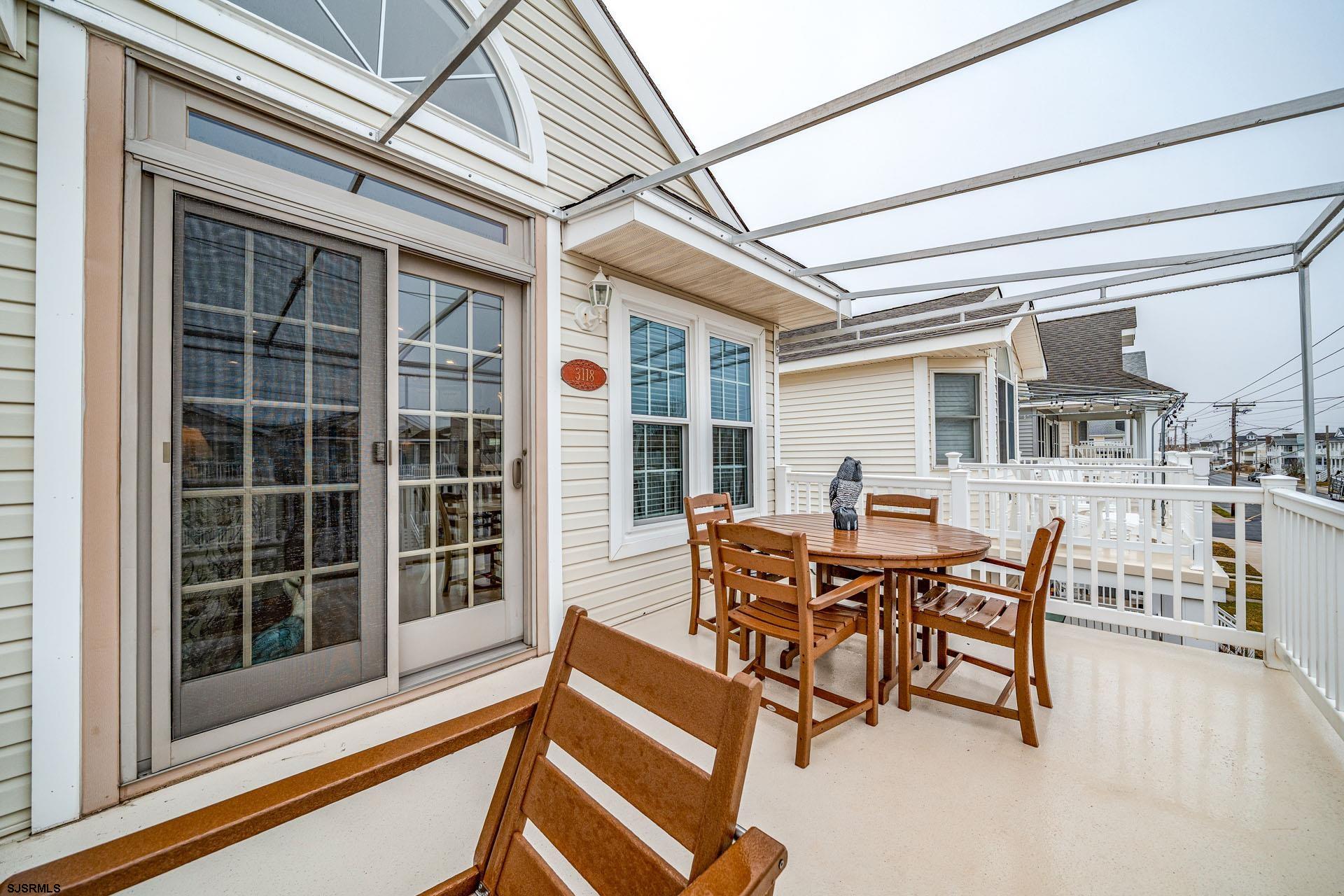 3118 Asbury Ave Unit: 2