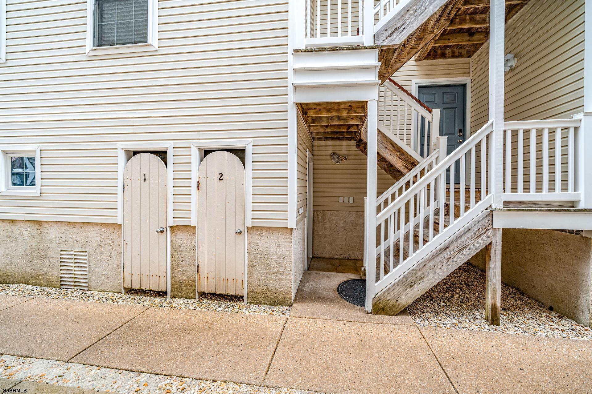 3118 Asbury Ave Unit: 2