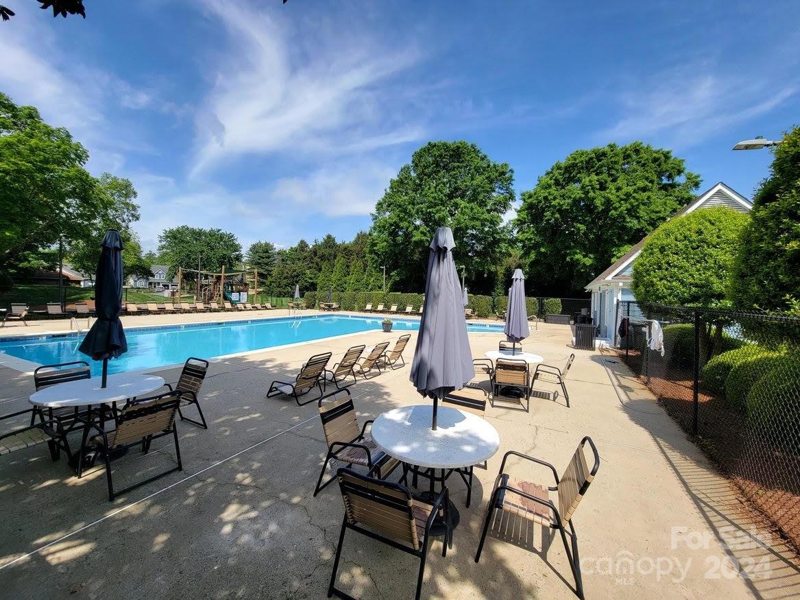 111 Ashford Hollow Lane