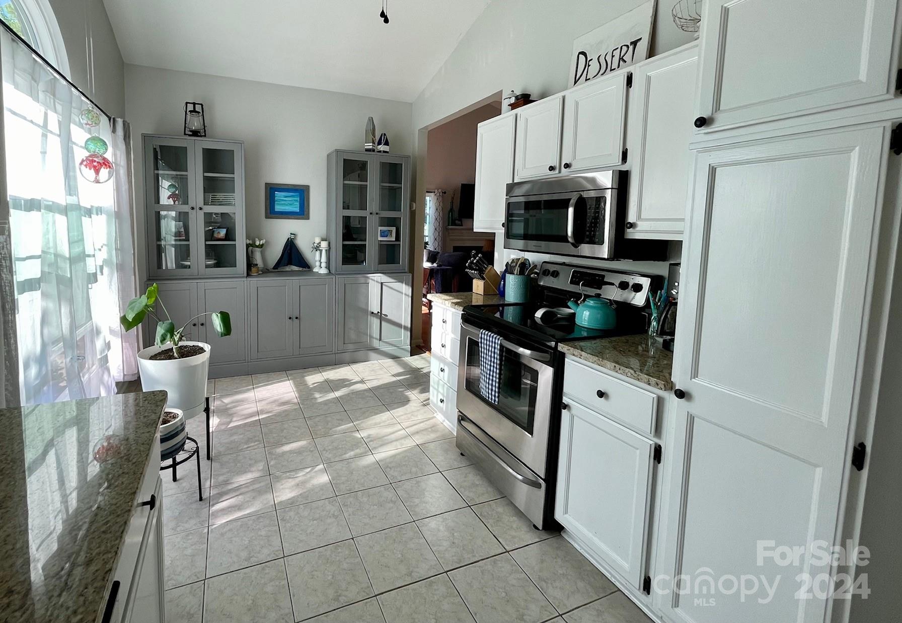 111 Ashford Hollow Lane