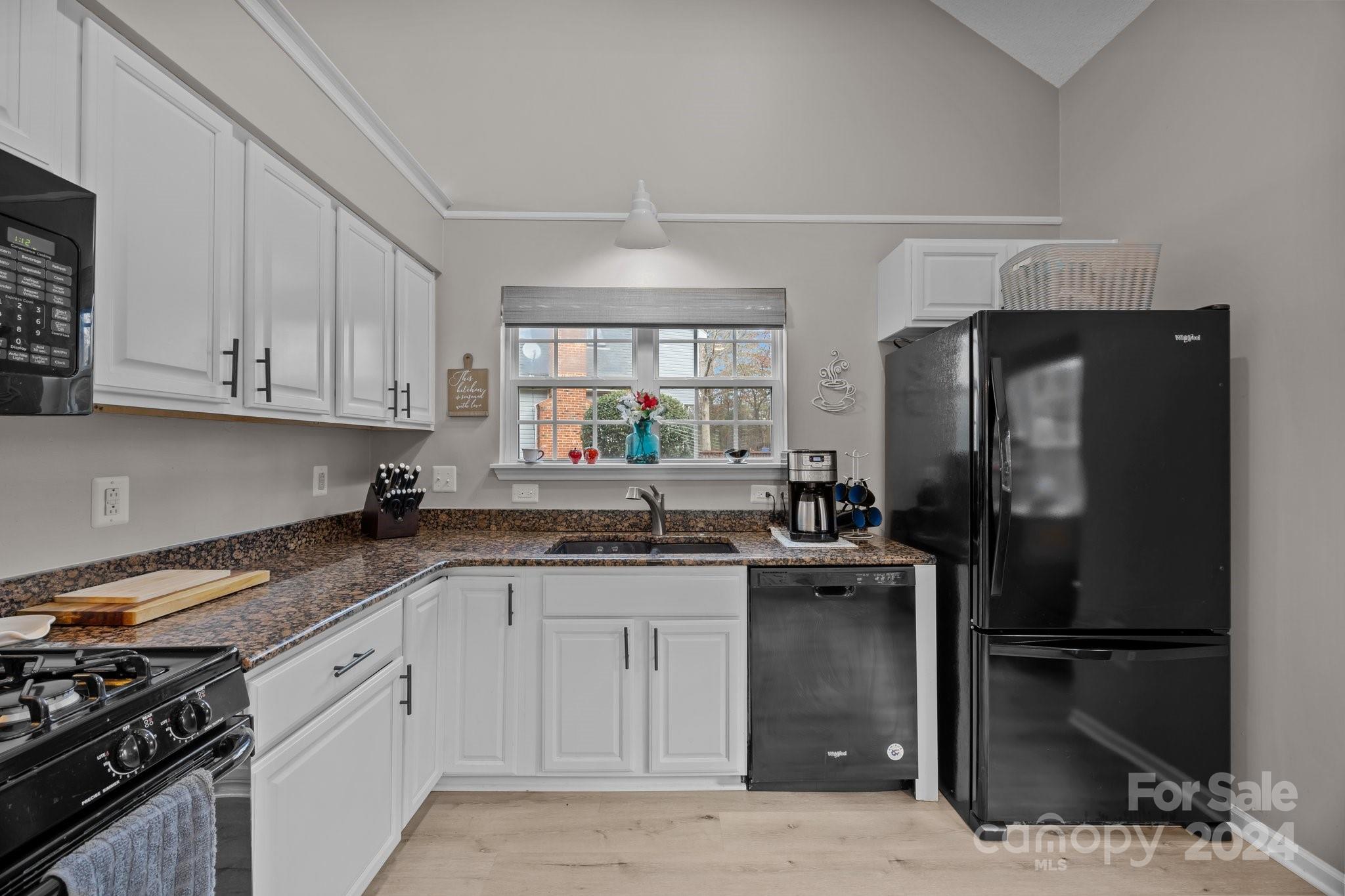 3528 Briarthorne Drive