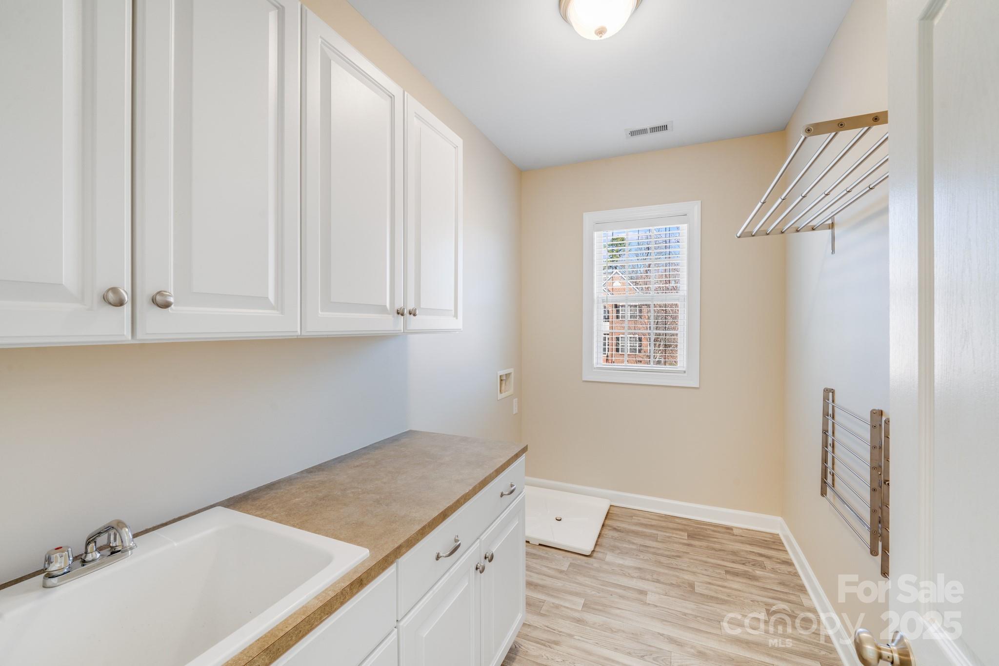 485 Sutro Forest Drive NW