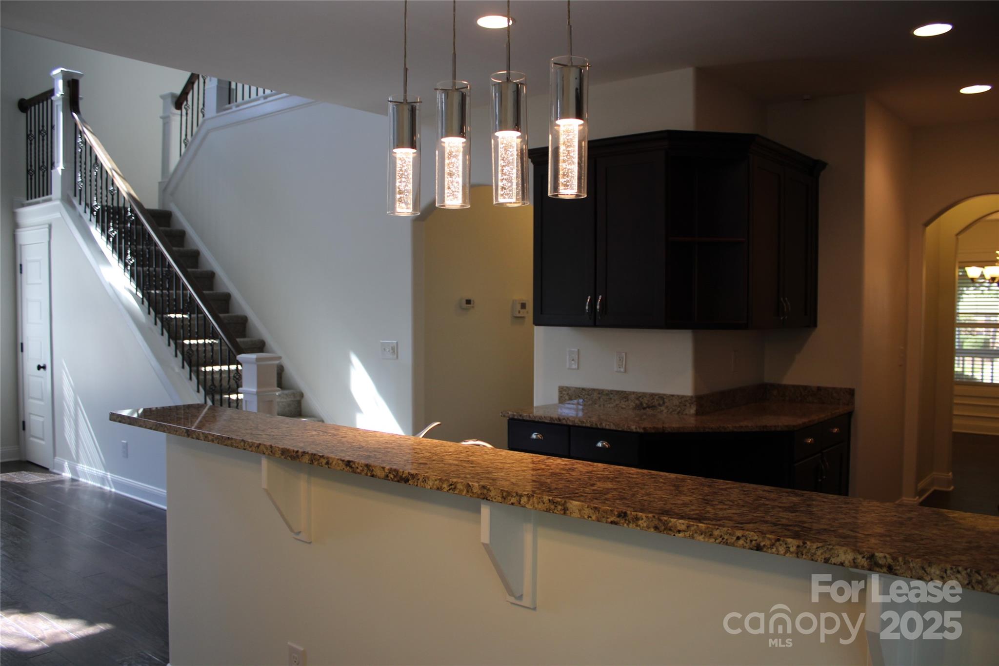 20127 Lamp lighters Way