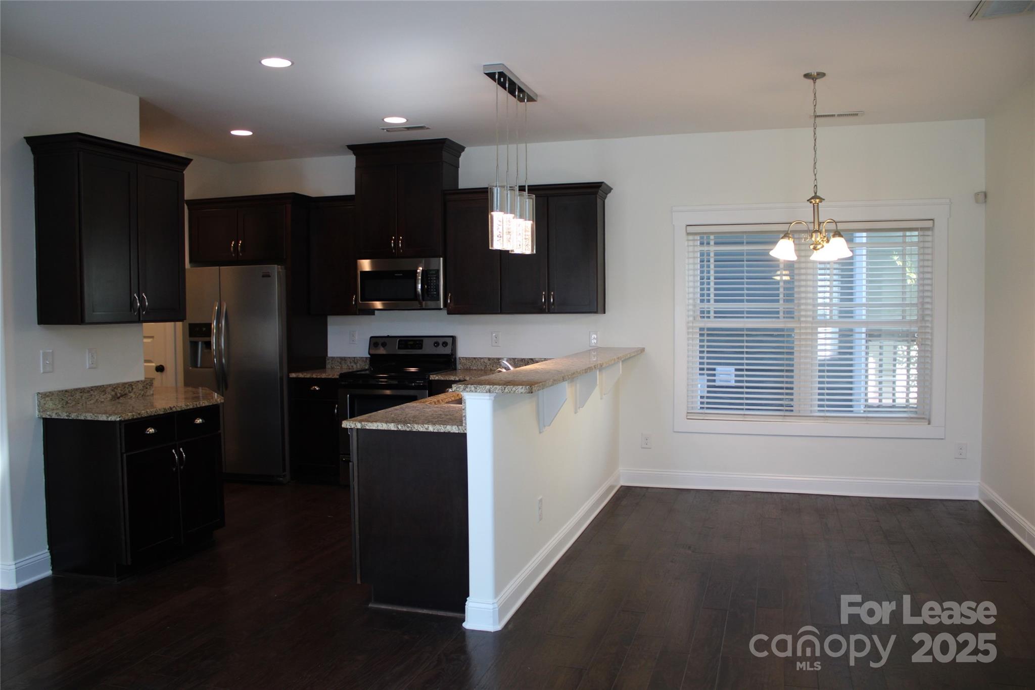 20127 Lamp lighters Way